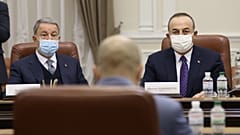 Ο Τούρκος ΥΠΑΜ και ο Τούρκος ΥΠΕΞ