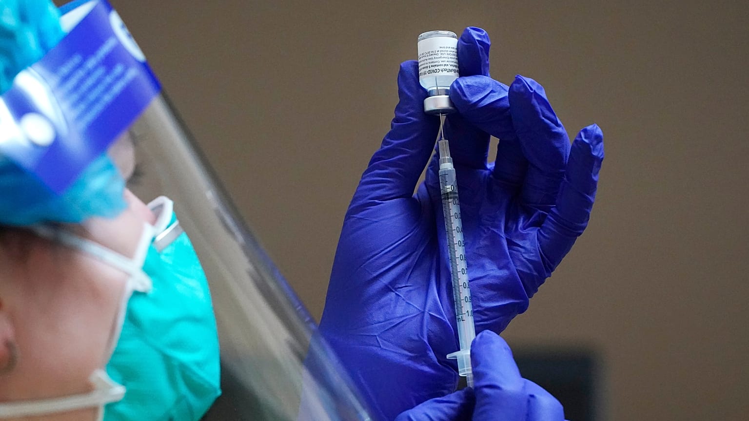 Virus vaccination