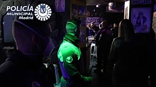 Imagen de una operación de la Policía Municipal de Madrid en un local donde se desarrollaba una fiesta ilegal
