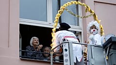 Covid-19:Η Ευρώπη υποδέχεται τα Χριστούγεννα με πρόσθετα μέτρα