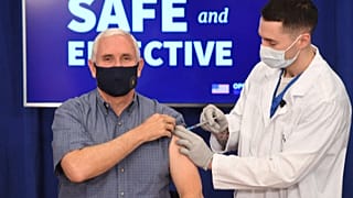 Mike Pence gets COVID-19 vaccine