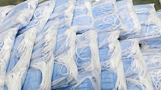 Çinli bir firma tarafından üretilen maske