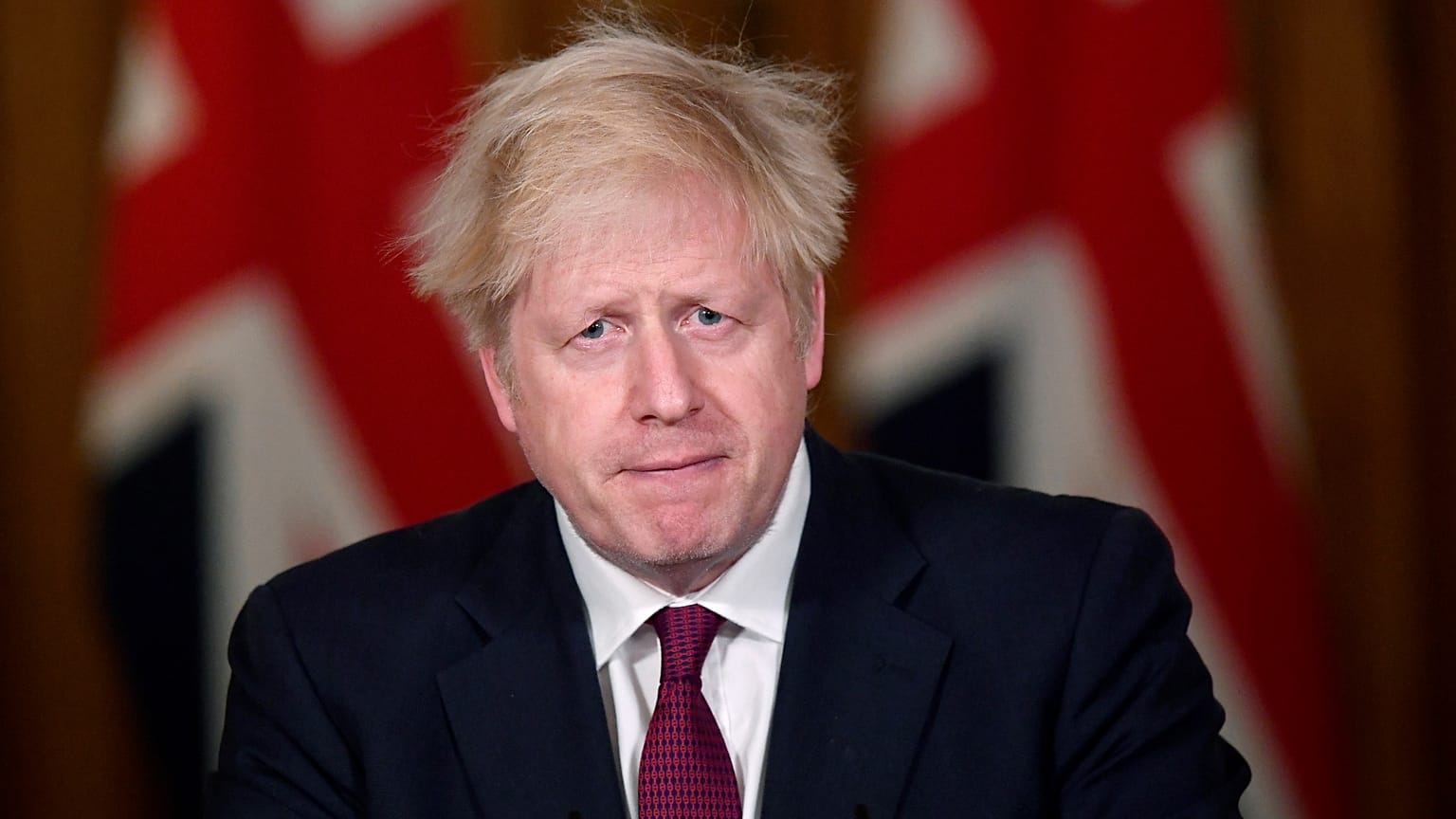 Mutiertes Virus: Großbritannien verschärft Lockdown 
