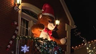 La Navidad enciende las casas de Brooklyn a pesar de la pandemia