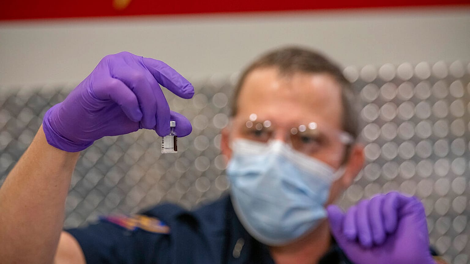 ABD'de 18 milyonu aşkın Covid-19 vakası bulunuyor.