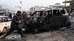 Afganistan'ın başkenti Kabil'de bir milletvekilinin konvoyunu hedef alan bombalı saldırıda çoğu sivil en az 9 kişi hayatını kaybetti