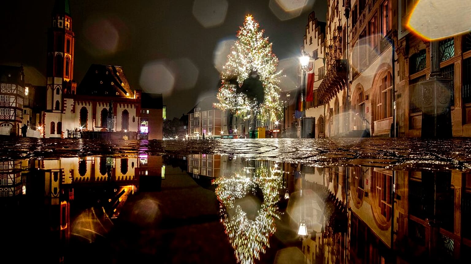 Frankfurt kurz vor Weihnachten - Angst vor Corona