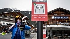 Skifahrer in Verbier in der Schweiz