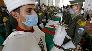 L'Algérie exige de la France "la totalité" de ses archives