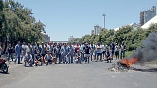 Huelguistas en San Lorenzo (Argentina)
