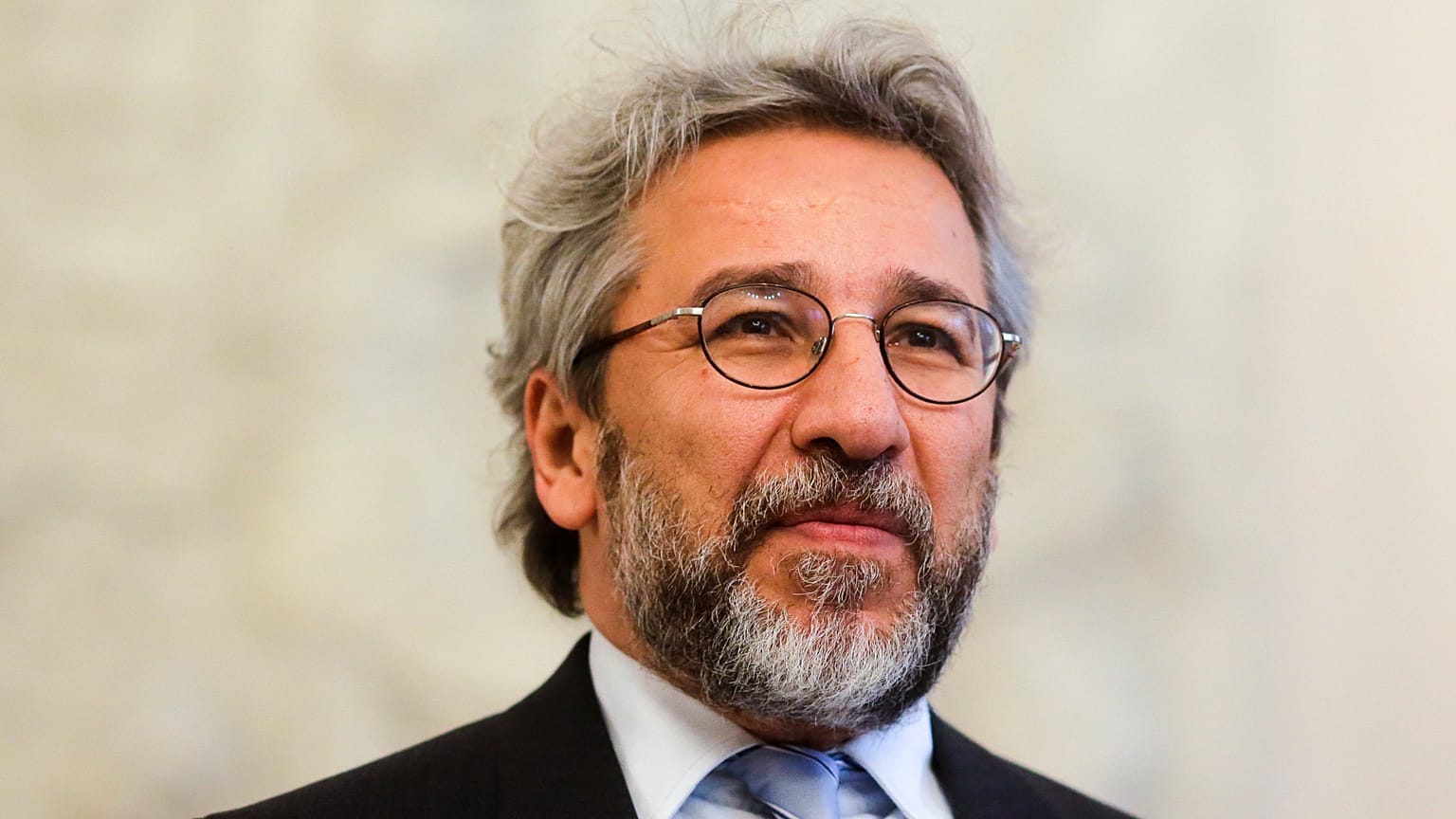 Journalist Can Dündar 2016 in Deutschland. 