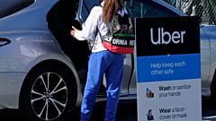 ABD'de yolcu alan bir Uber aracı (arşiv)