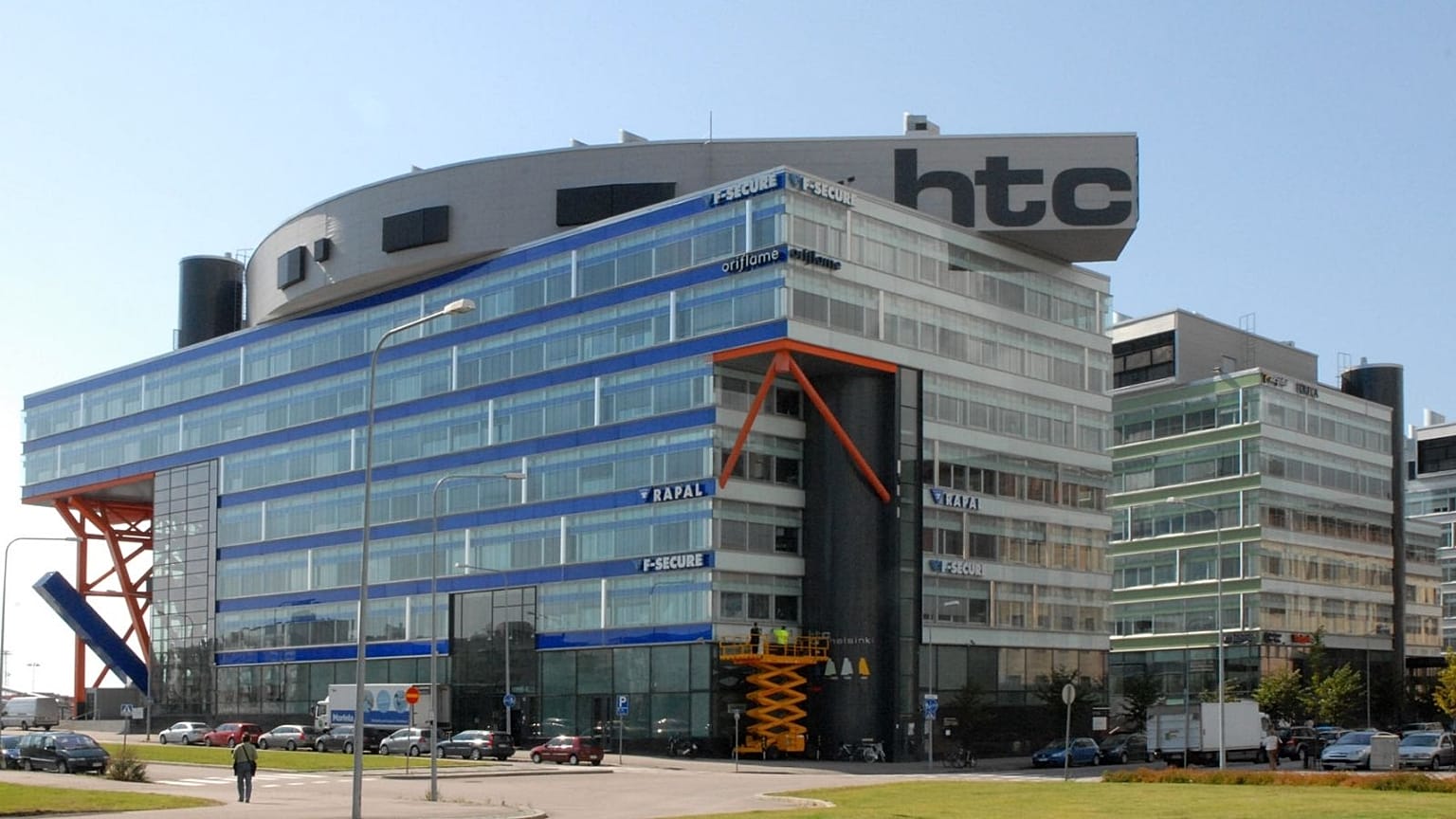 ساختمان مرکز Hight Tech در هلسینکی فنلاند