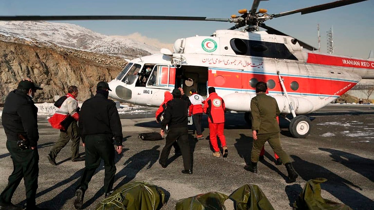Avalanches no Irão fazem pelo menos dez mortos