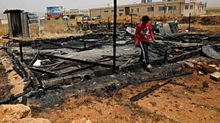 صورة لخيم محروقة للاجئين سوريين في لبنان (أرشيف) 