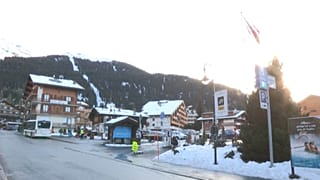 Hunderte britische Touristen drücken sich vor Quarantäne in der Schweiz