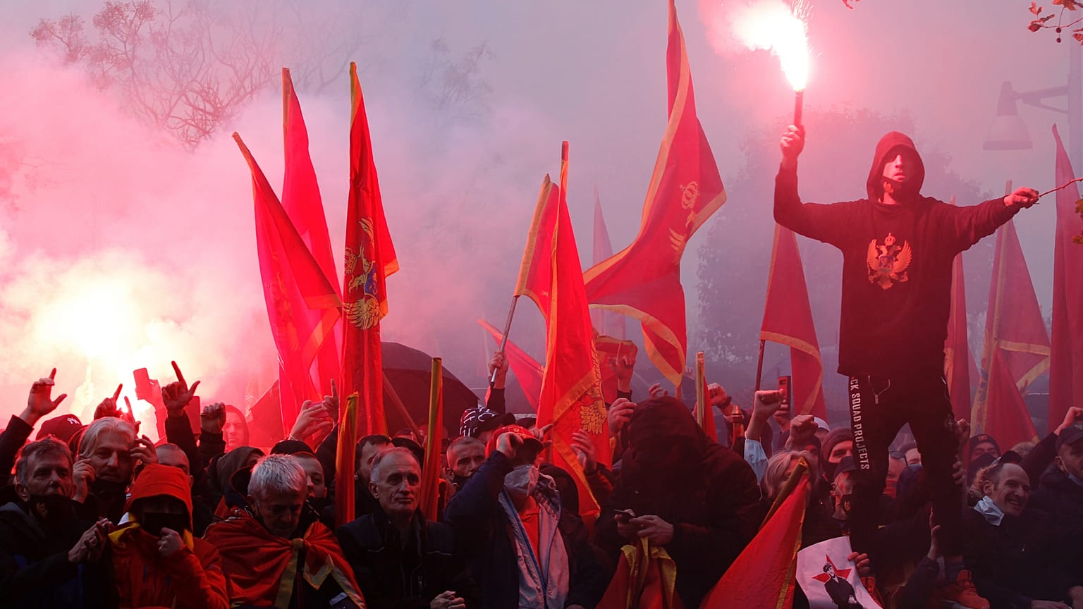 Karadağ'da protesto