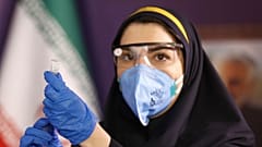 آغاز آزمایش انسانی نخستین واکسن ایرانی کووید-۱۹