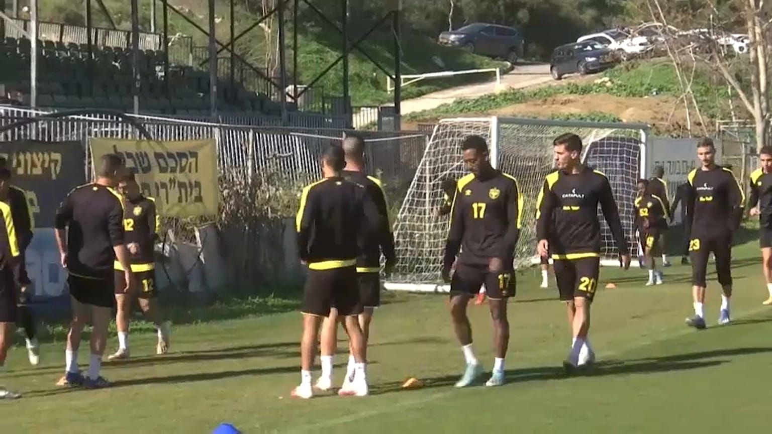 Un jeque y un multimillonario compran el único club de futbol israelí sin jugadores árabes