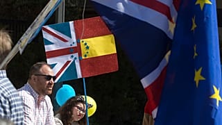 Protesta de británicos contra el Brexit en la Plaza Margaret Thatcher de Madrid, España, 23/3/ 2019