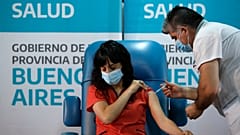 Argentinien startet Corona-Impfkampagne mit russischem Vakzin "Sputnik V"