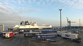 80 Prozent der Güter, die in Cuxhaven umgeschlagen werden, haben einen Bezug zu Großbritannien.