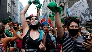 Lazítottak az abortusz-törvényen Argentínában