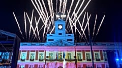 Frohes neues Jahr: Feuerwerk in Berlin und anderen Hauptstädten 