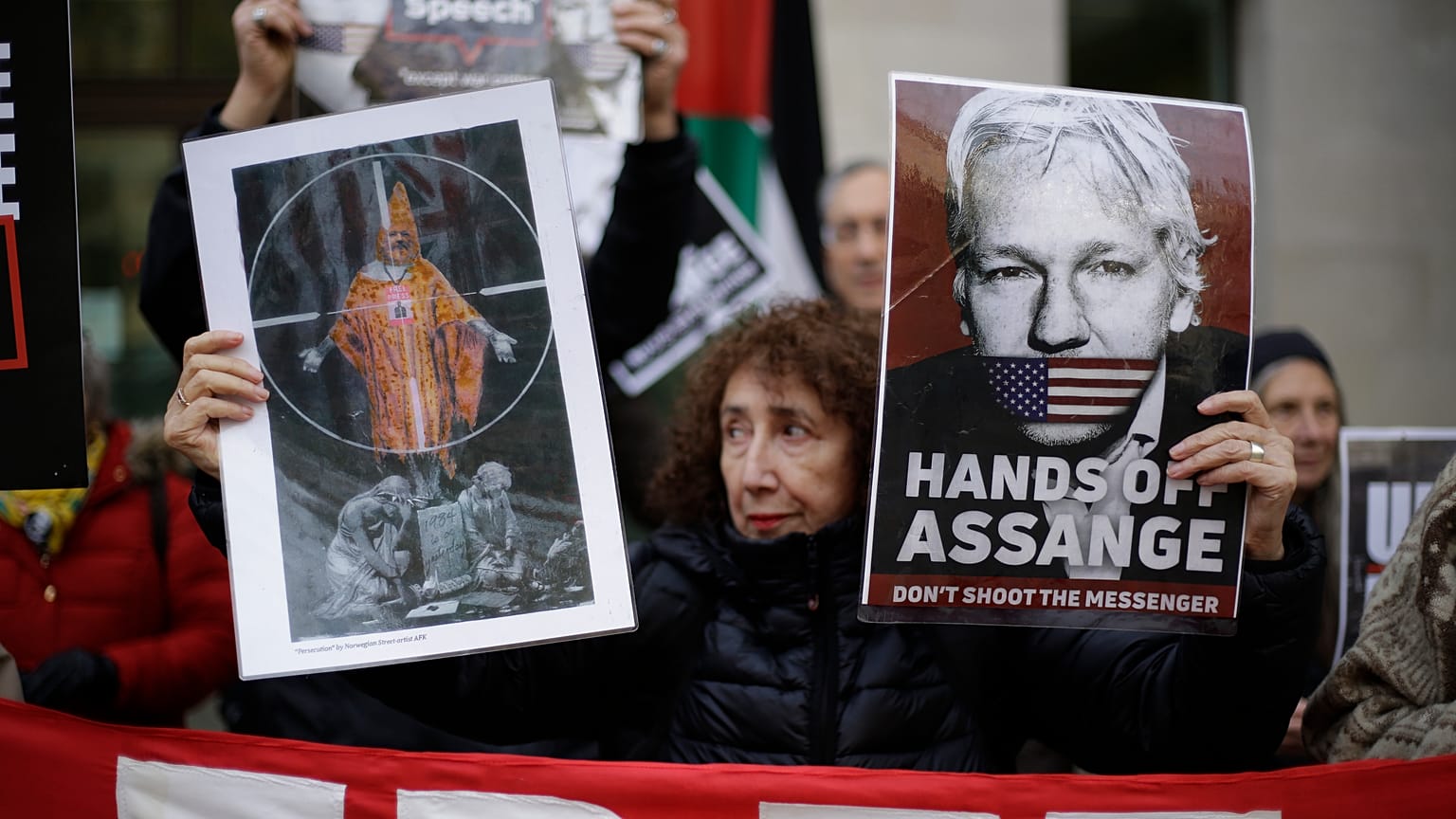 Recusada extradição de Julian Assange