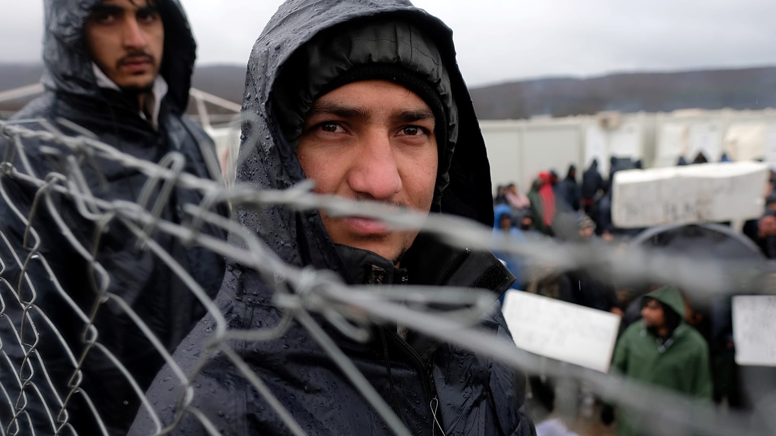 Uniós segélyt kapnak a Boszniában rekedt migránsok