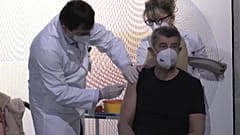Σε εξέλιξη εμβολιασμοί κατά Covid-19 σε όλη την Ευρώπη