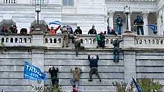 Sostenitori di Trump tentano di entrare nel Campidoglio