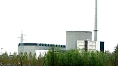 La centrale nucleare di Trino ha cominciato a produrre energia elettrica nel 1965. È stata chiusa nel 1990