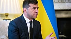 Ukraine President Volodymyr Zelensky, gestures as he talks to Britian's Prime Minister Boris Johnson, during a meeting, in Downing Street, London, Thursday, Oct. 8, 2020. 