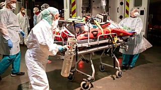 Archives : transfert d'un patient Covid-19 de Lyon à Strasbourg, le 12/11/2020.