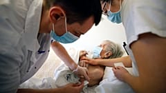 واکسیناسیون علیه ویروس کرونا در فرانسه