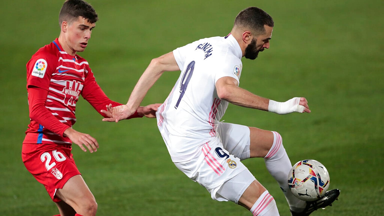 Karim Benzema bei einem Liga-Spiel seines Vereins Real Madrid am 23.12.2020