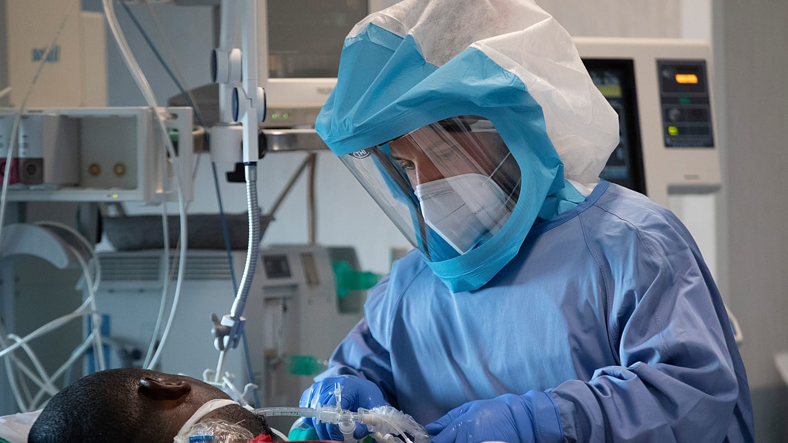 Felpörgött az olasz oltóprogram, naponta 70 ezer ember kaphat vakcinát