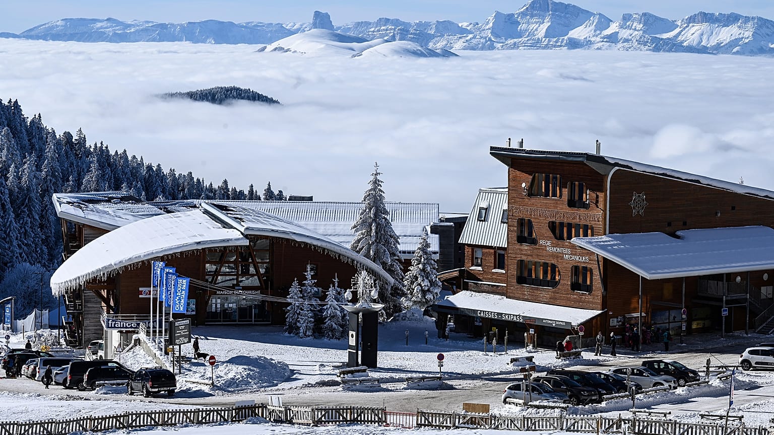 Station de ski de Chamrousse, près de Grenoble, France, 7 janvier 2021
