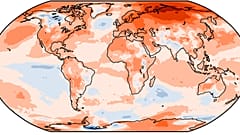 Anomalía de temperaturas en 2020 respecto a la media de 1981-2010. Los colores cálidos significan temperaturas mayores que la media.