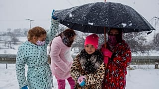 Wetterchaos - Spanier machen Selfies im Schnee