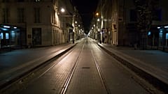 Не выходить из дома после 18:00