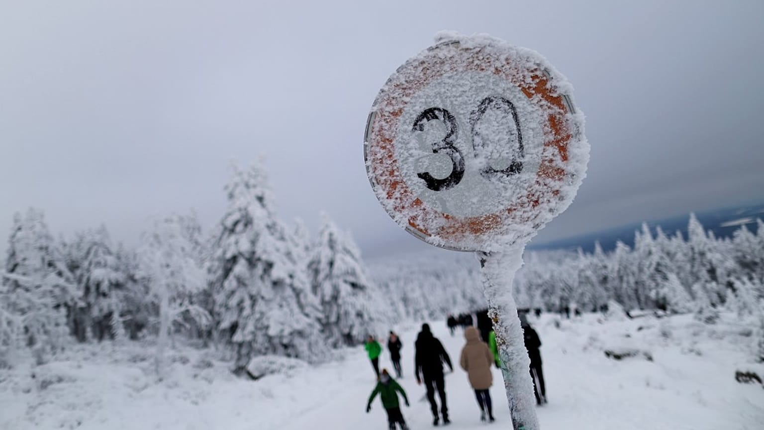 Schnee in Sachsen - Symbolbild