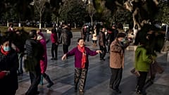 الذكرى السنوية الأولى لاول حالة وفاة بسبب فيروس كورونا في ووهان