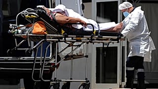 Η άνιση μάχη της Βραζιλίας με τον COVID-19