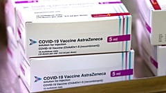 La vacuna de AstraZeneca ya se utiliza masivamente en el Reino Unido