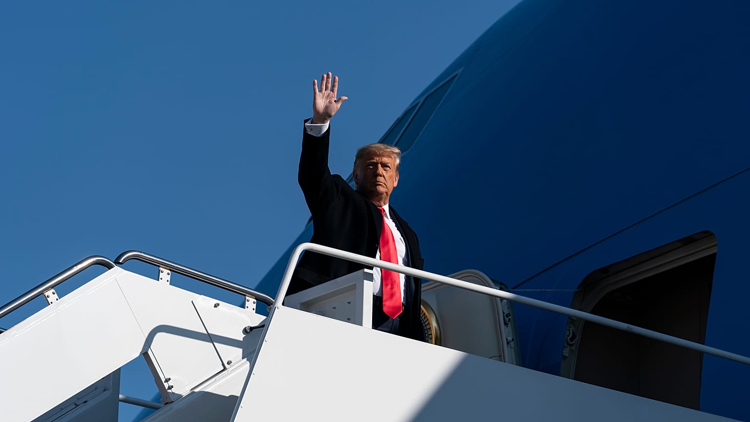 Дональд Трамп на авиабазе Сент-Эндрюс
