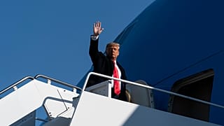 Дональд Трамп на авиабазе Сент-Эндрюс