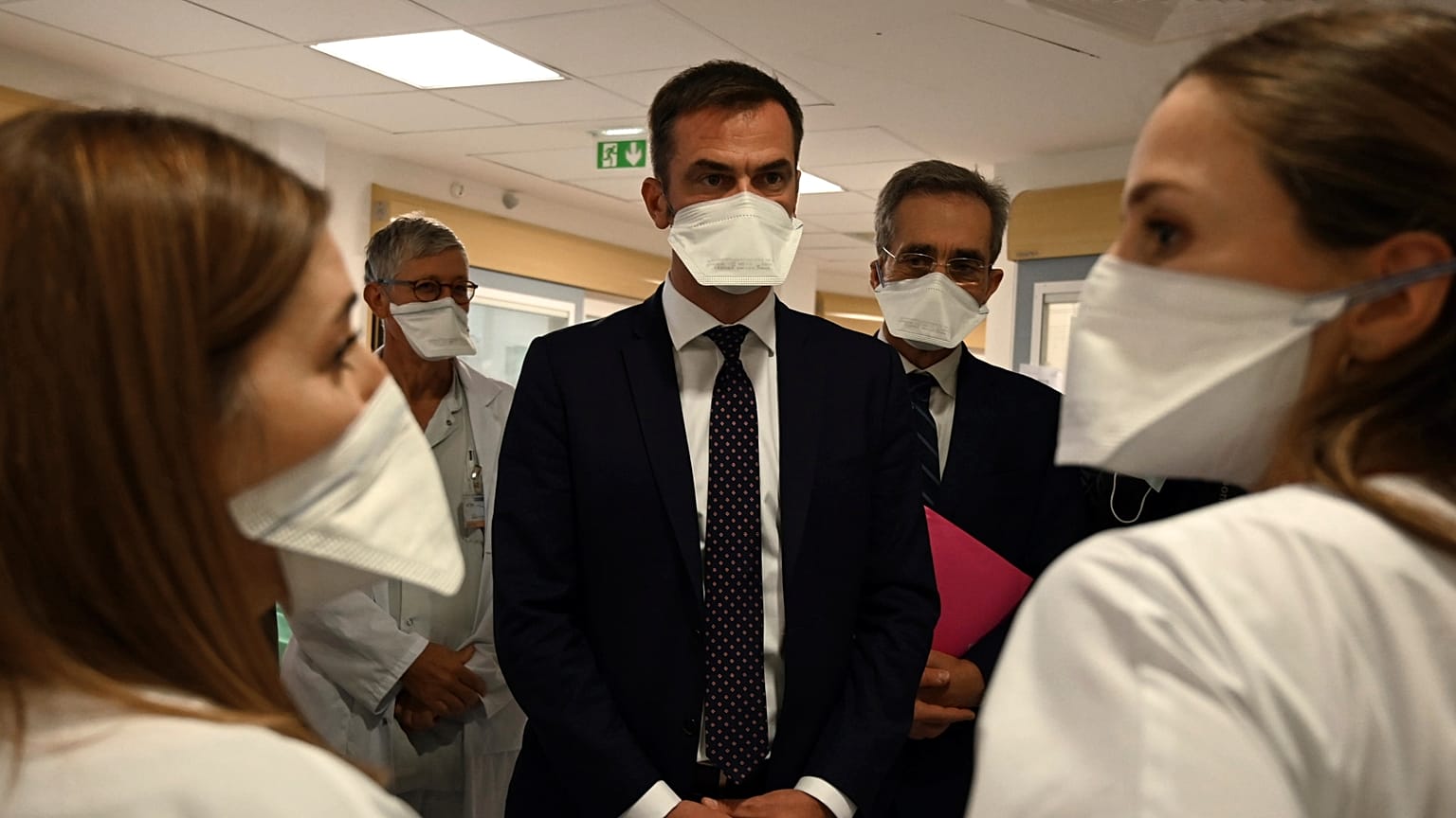 Fransa Sağlık Bakanı Olivier Veran