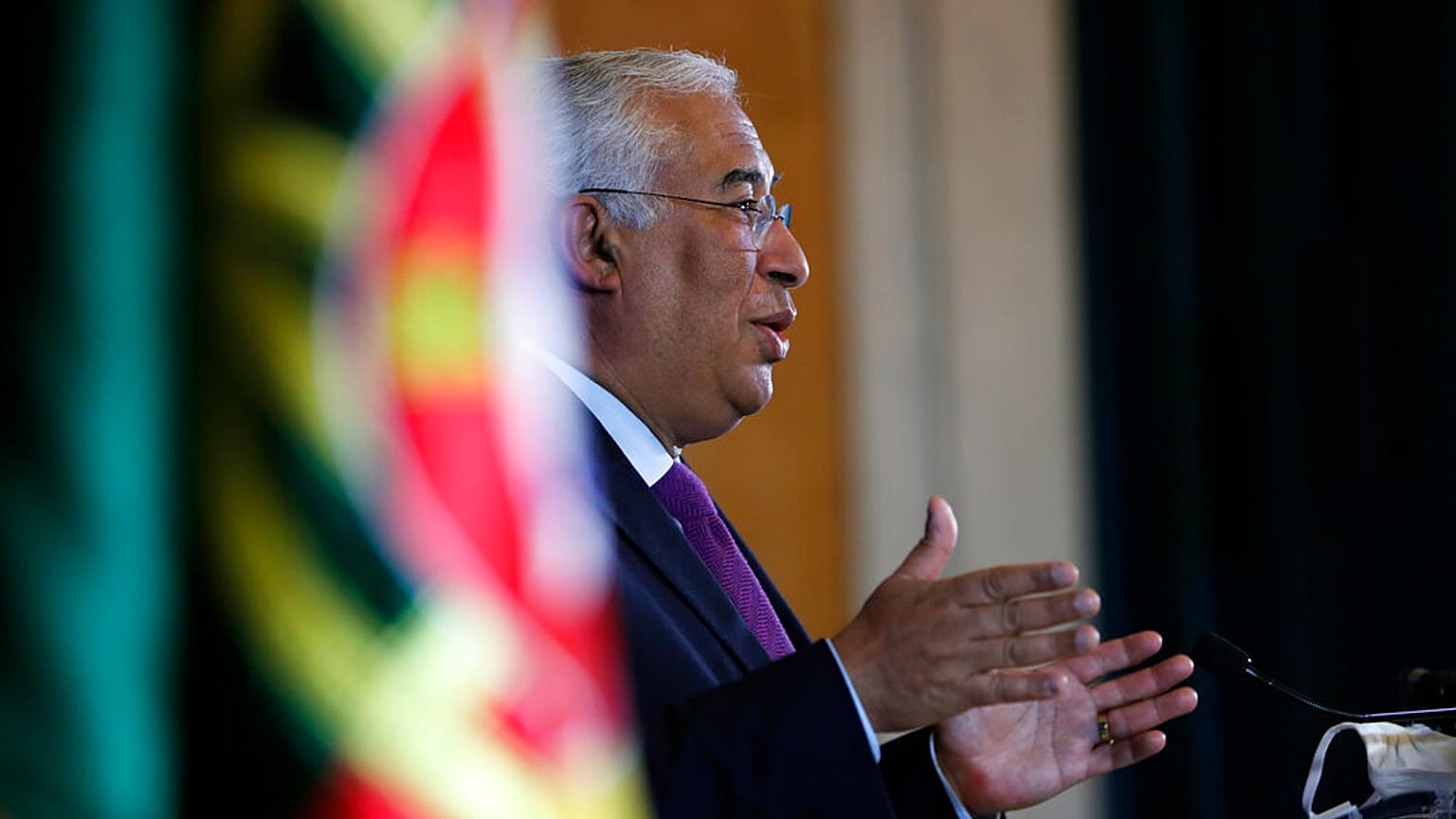 Portugals Ministerpräsident Antonio Costa kündigt harten Lockdow an